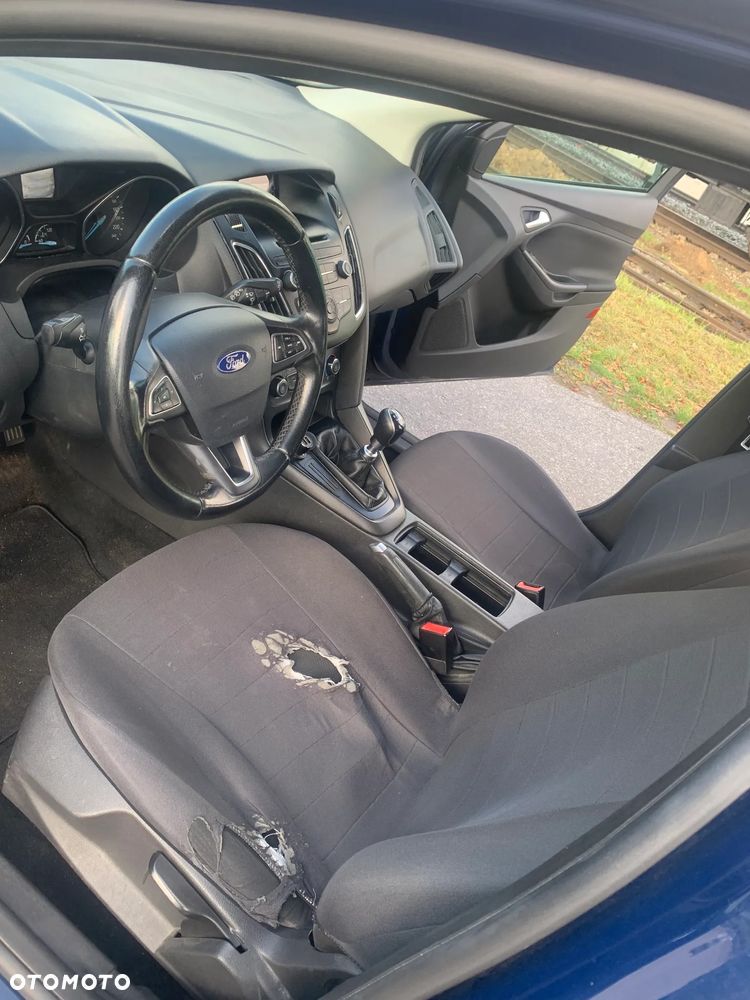 Ford Focus - 19