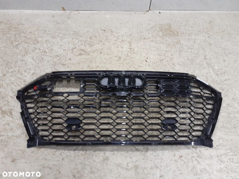 GRILL ATRAPA AUDI RS5 RS7 4K8 - 1