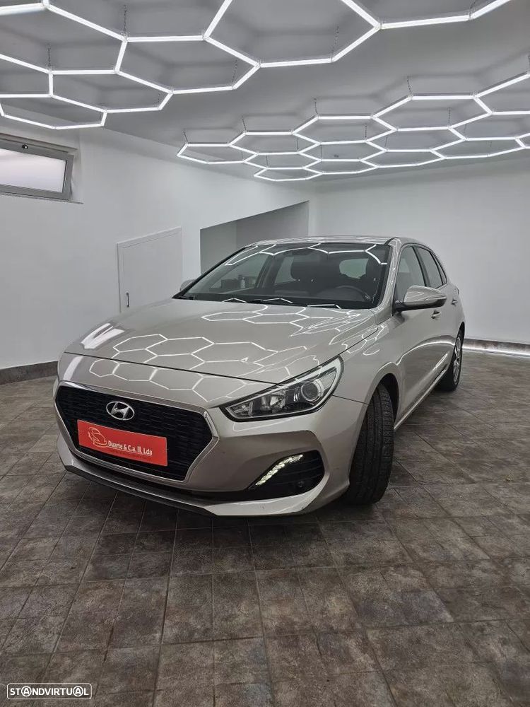 Hyundai i30 1.0 T-GDI Style — fotografia 20