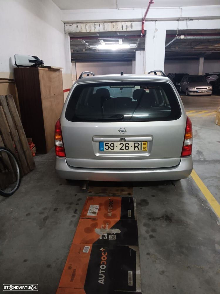 Opel Astra Caravan - 2
