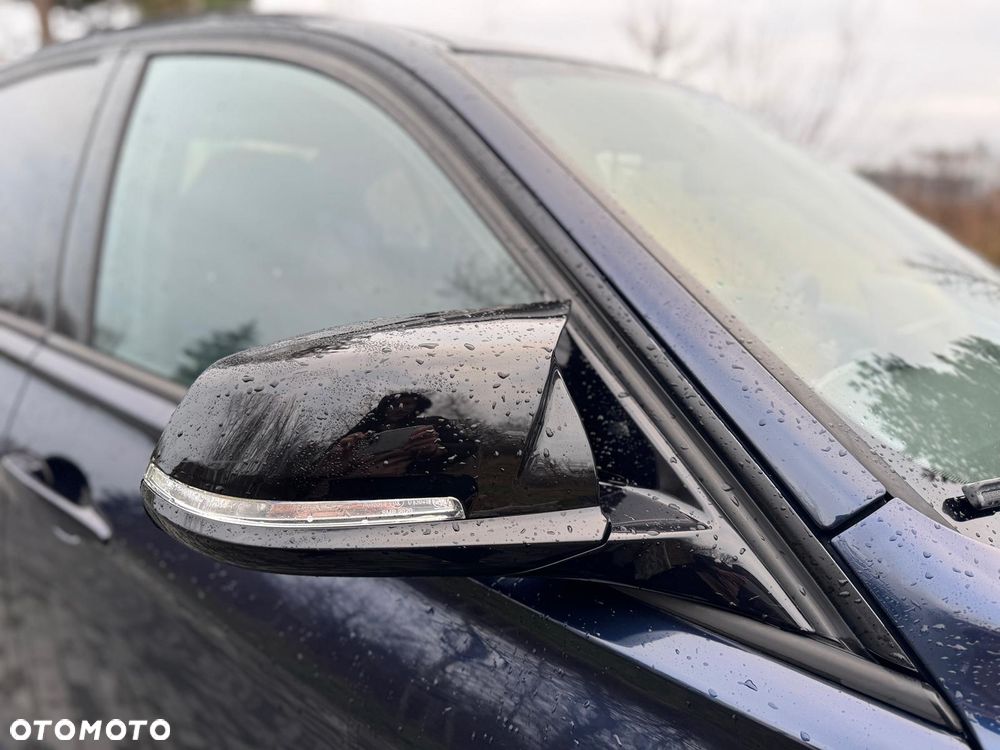 BMW Seria 3 328i xDrive Sport-Aut Luxury Line - 6