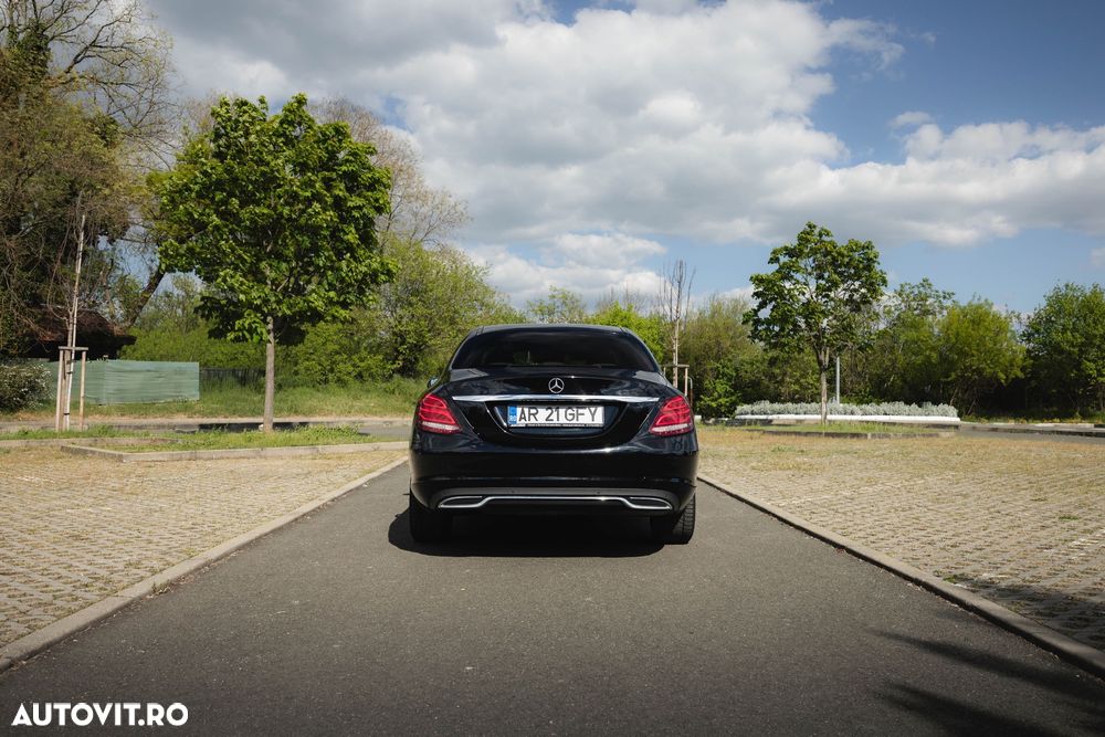 Mercedes-Benz C 250 d 4Matic 9G-TRONIC - 22