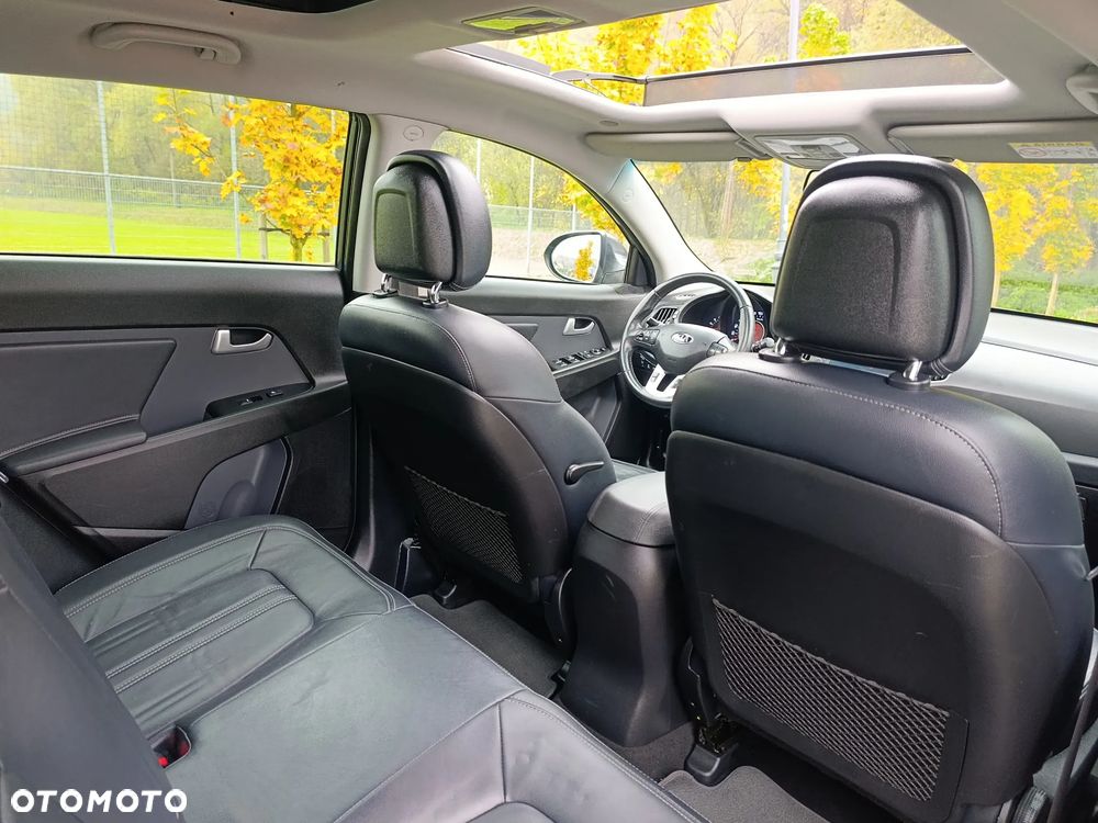 Kia Sportage 2.0 CRDI 184 4WD Automatik Spirit - 18