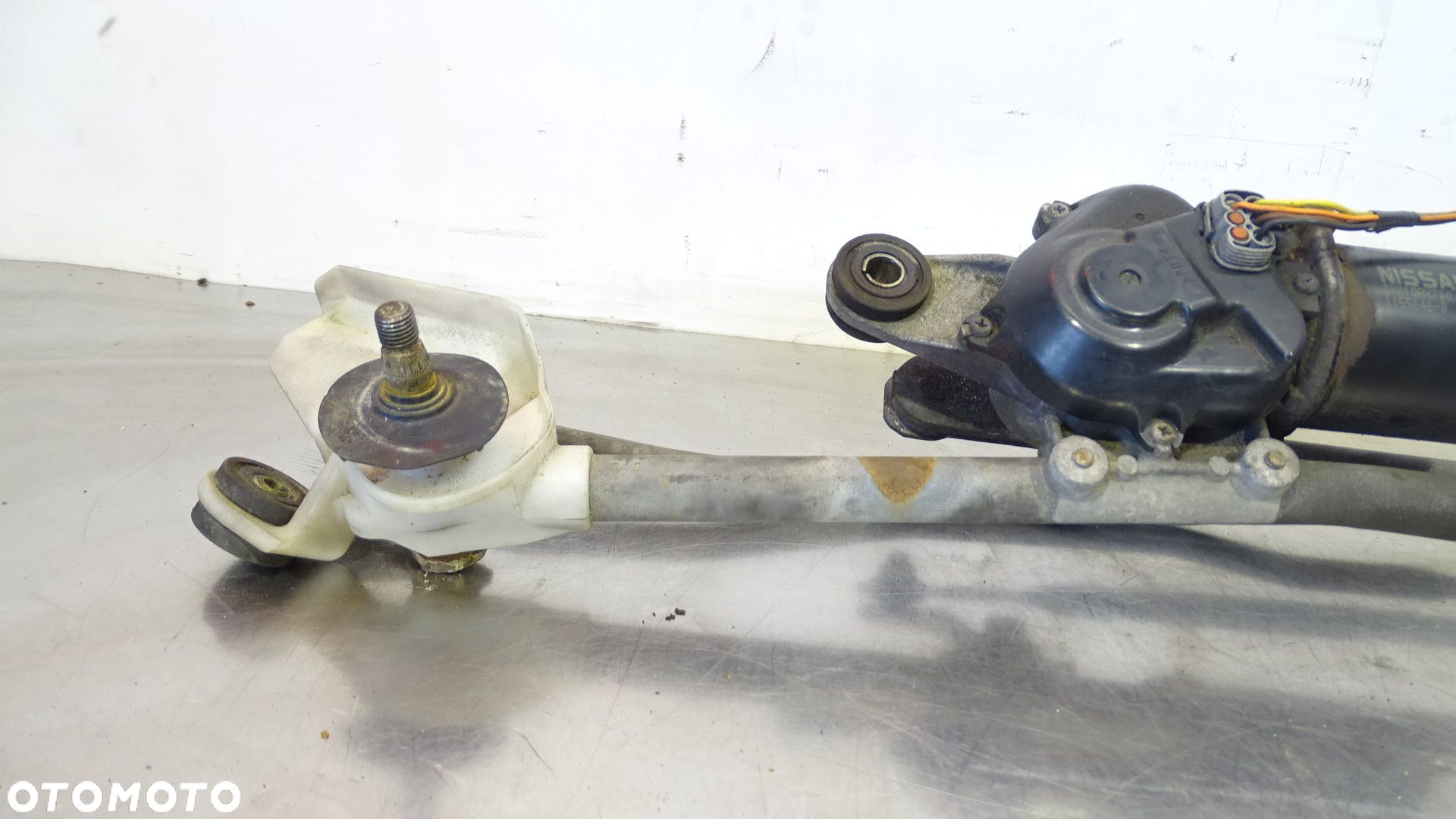 MECHANIZM WYCIERACZEK PRZÓD NISSAN NOTE 1.5 28810AX700 - 2