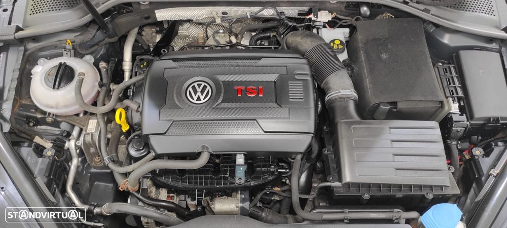 VW Golf - 40