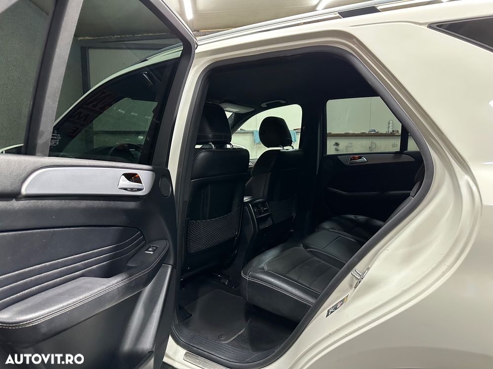 Mercedes-Benz ML 250 BlueTEC 4MATIC 7G-TRONIC - 7