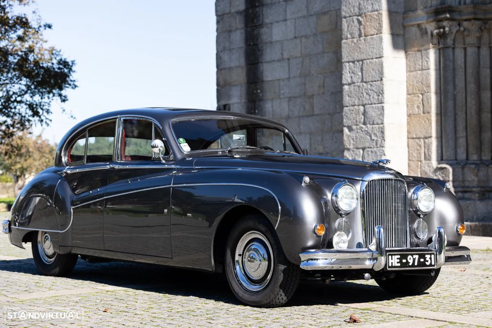 Jaguar MK IX - 1