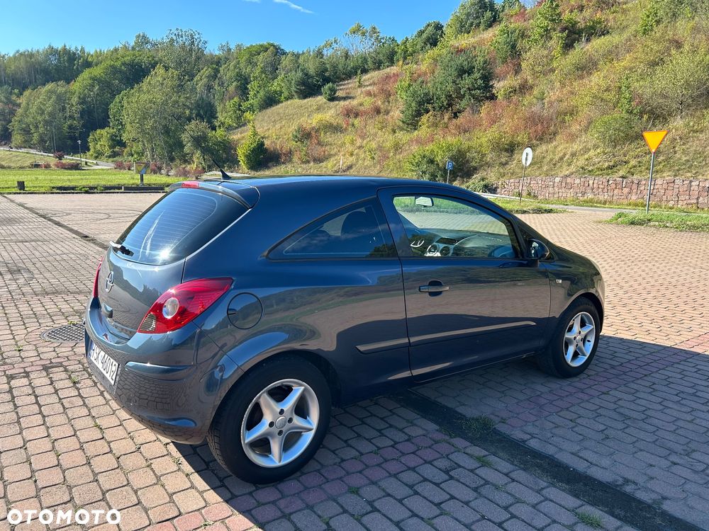 Opel Corsa - 3