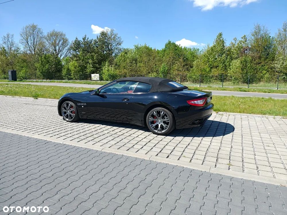 Maserati GranCabrio Sport - 7