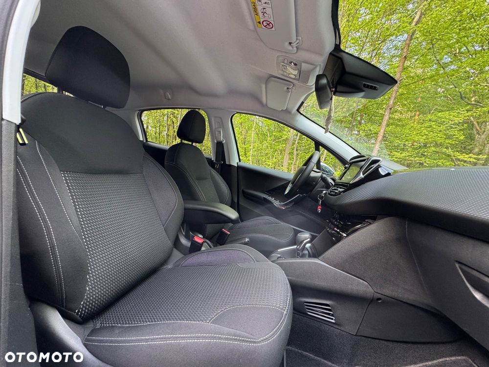 Peugeot 208 PureTech 110 Stop & Start EAT6 Tech Edition - 26