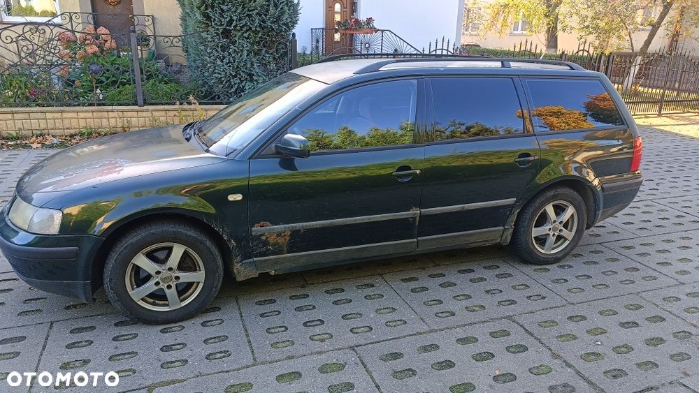 Volkswagen Passat - 4