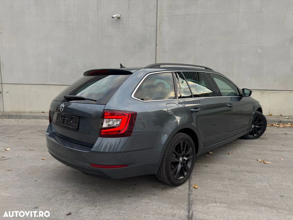 Skoda Octavia ver-2-0-tdi-150-cp-dsg-sportline - 4