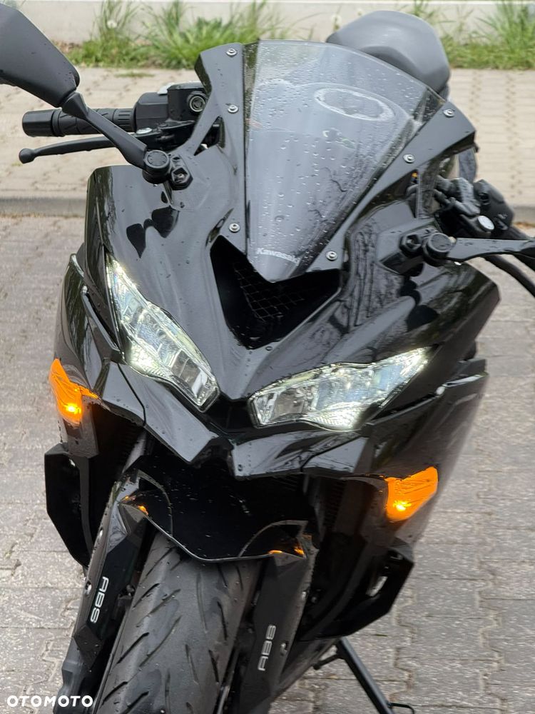 Kawasaki ZXR - 6