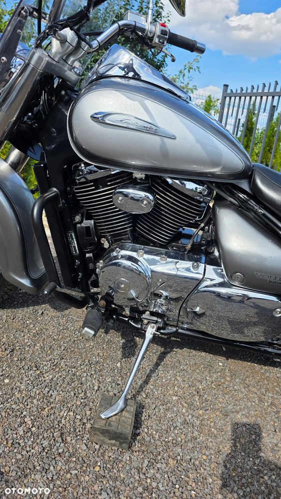 Suzuki Intruder - 20