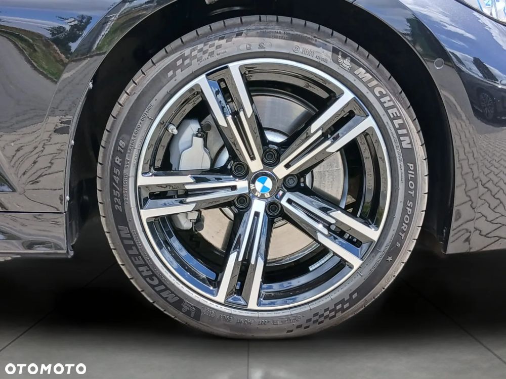 BMW Seria 3 330i xDrive M Sport - 7