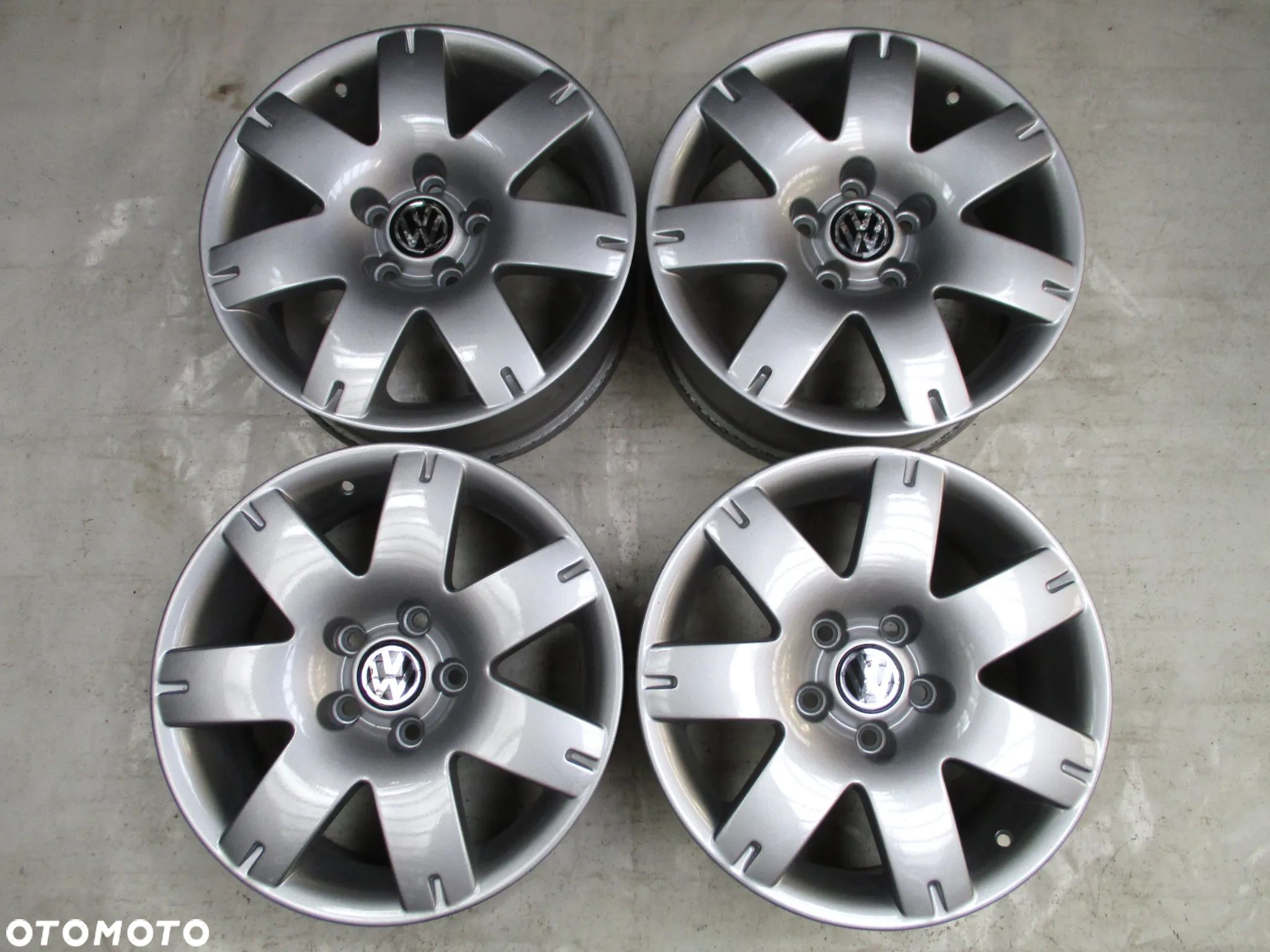 FELGI ALUMINIOWE 16 VW PASSAT  TIGUAN  ET37  3B0601025L - 1
