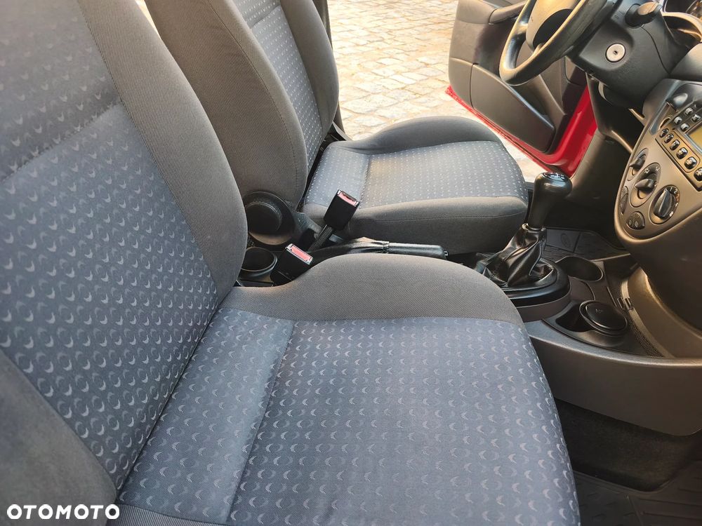 Ford Focus - 19