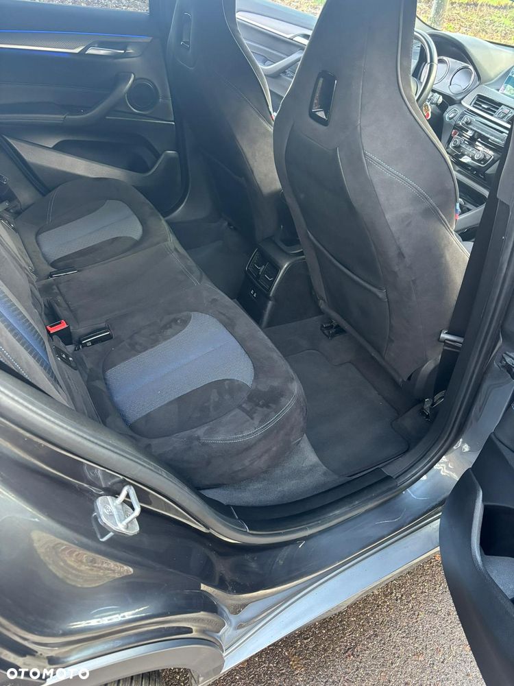 BMW X2 sDrive18d Edition M Mesh - 11