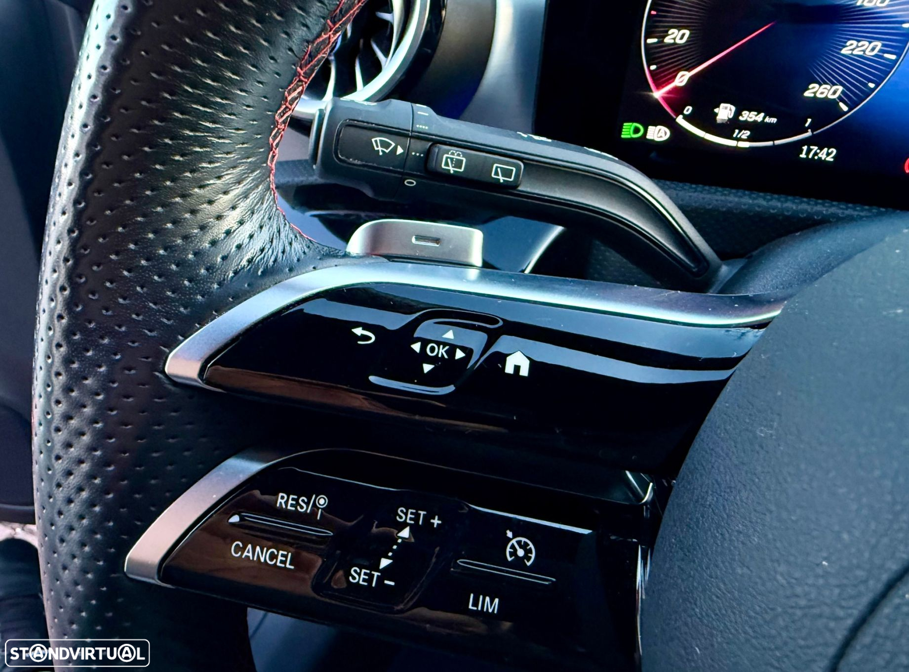 Mercedes-Benz CLA 180 d Shooting Brake AMG Line Aut. - 27