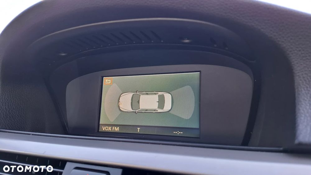 BMW Seria 3 320i - 23