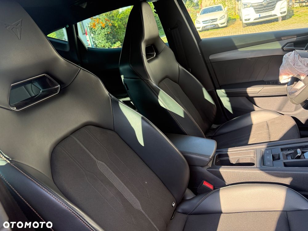 Cupra Formentor 2.0 TSI 4Drive VZ Tribe Edition DSG - 33