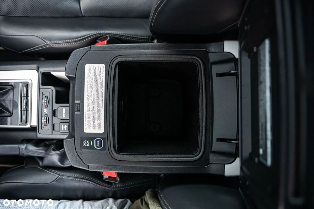Toyota Land Cruiser LC 2.8 D-4D Prado - 30