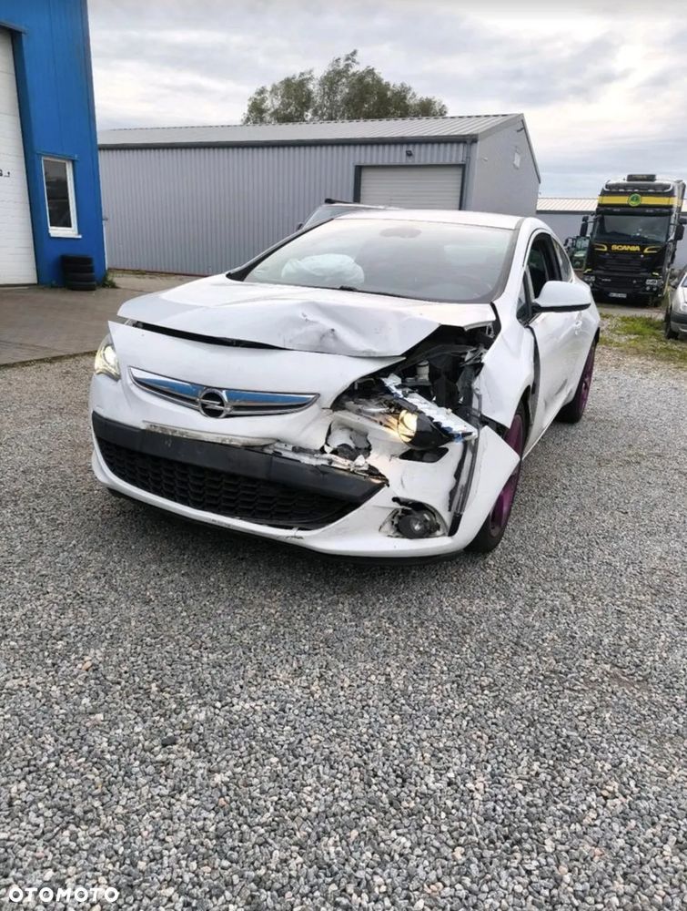 Opel Astra GTC 1.7 CDTI DPF ecoFLEX Start/Stop Innovation - 3