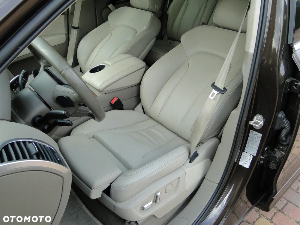 Audi Q7 4.2 TDI DPF Quattro Tiptronic Progressive - 28