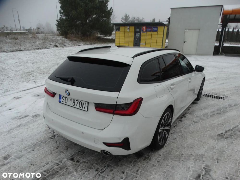 BMW Seria 3 318d Edition M Sport Shadow - 5