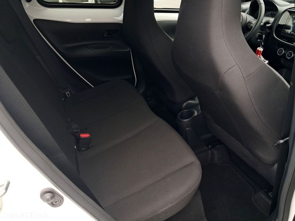 Toyota Aygo X - 10