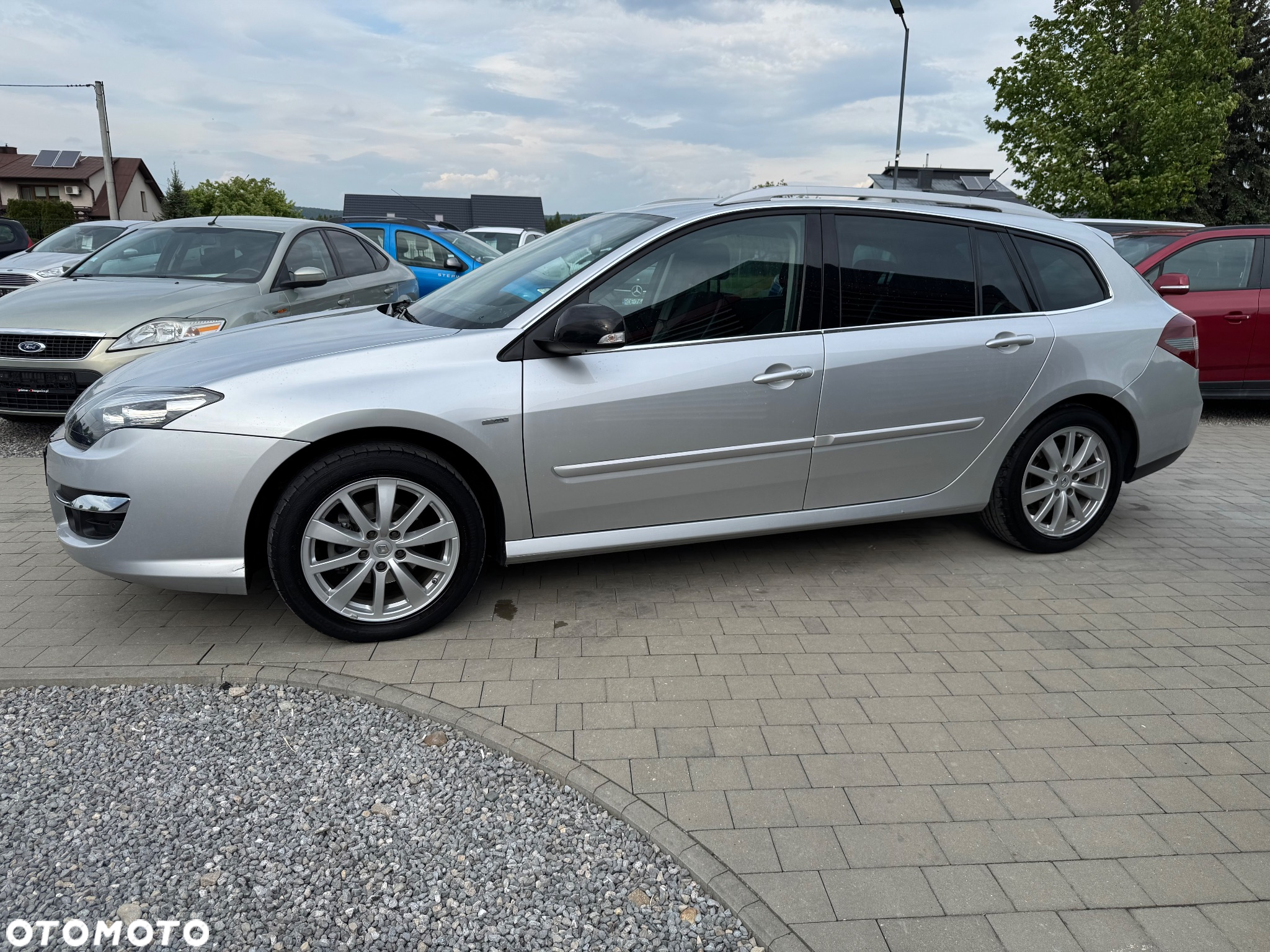 Renault Laguna Grandtour dCi 110 FAP Bose Edition - 6