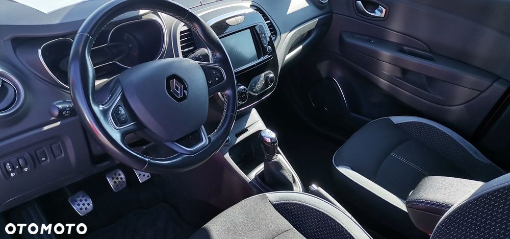Renault Captur ENERGY TCe 120 Bose Edition - 11