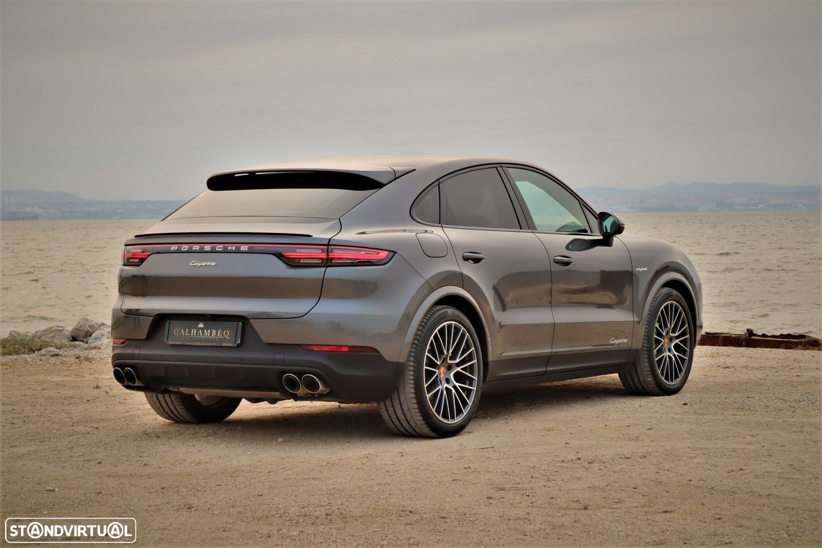 Porsche Cayenne Coupé E-Hybrid - 3