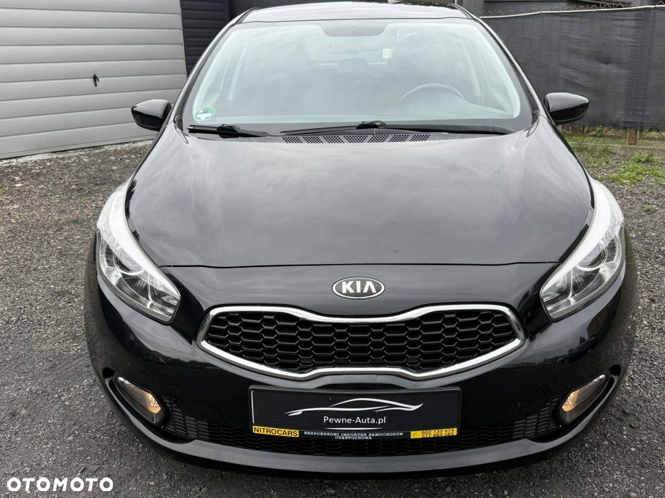 Kia Ceed 1.6 GDI Dream-Team Edition - 4