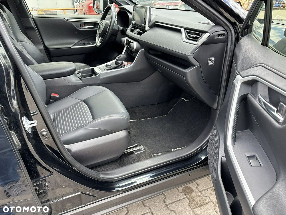 Toyota RAV4 2.5 Hybrid Black Edition by JBL 4x4 - 19