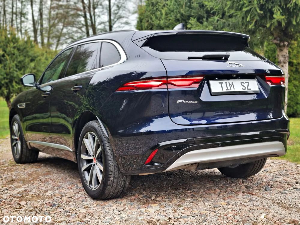 Jaguar F-Pace 2.0 D200 mHEV AWD R-Dynamic SE - 4