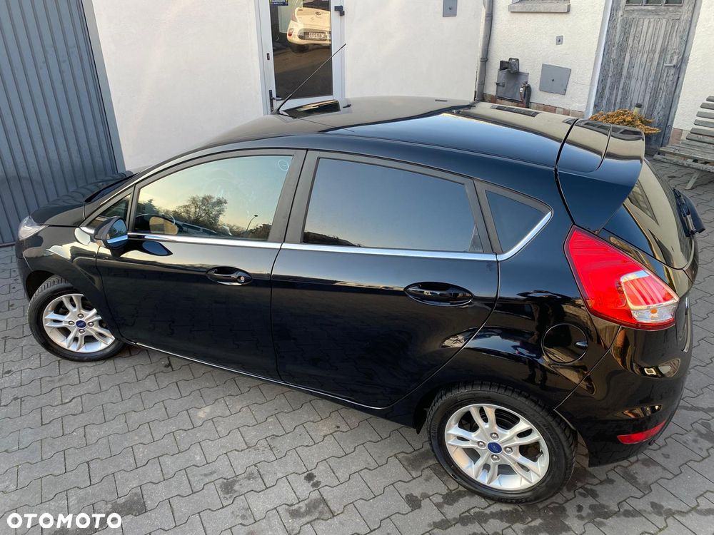 Ford Fiesta 1.5 TDCi Titanium - 9