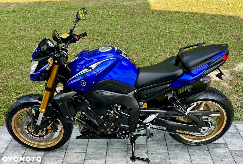 Yamaha FZ8 - 9