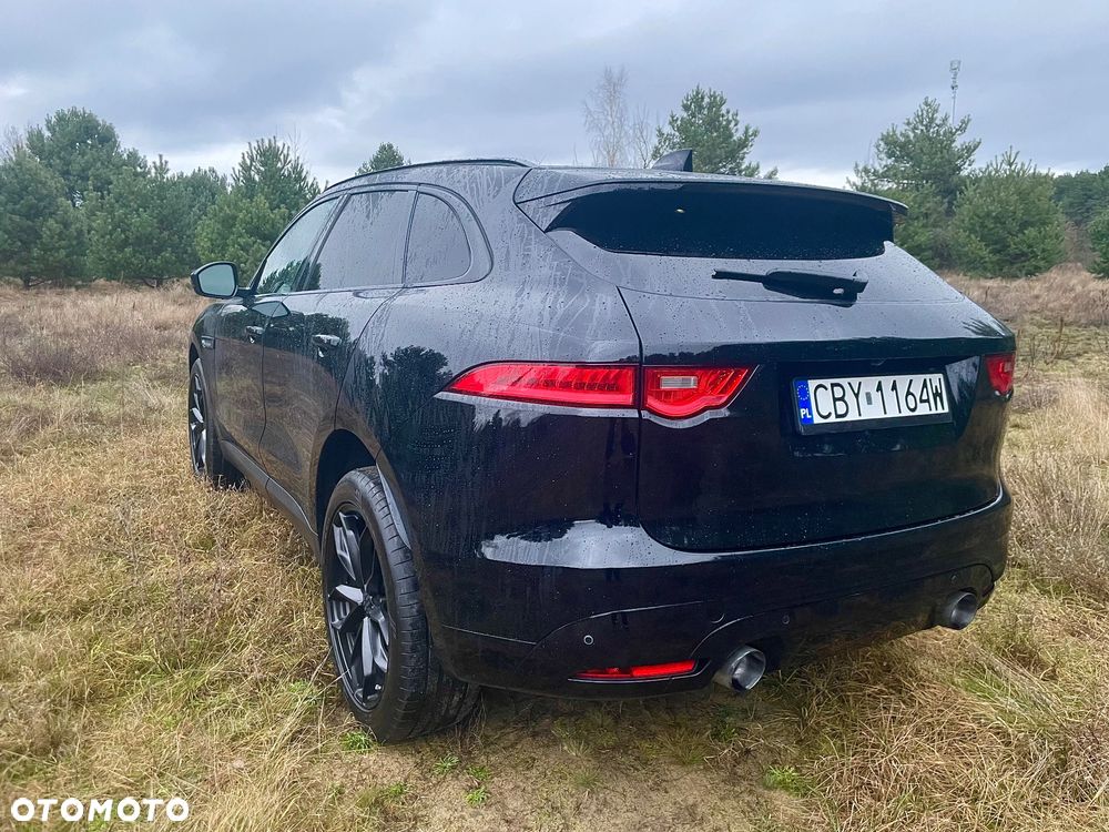 Jaguar F-Pace S AWD - 3