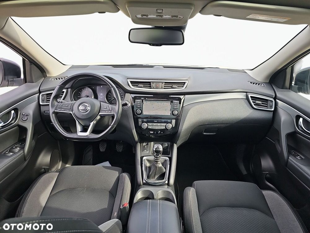 Nissan Qashqai 1.3 DIG-T N-Connecta - 26