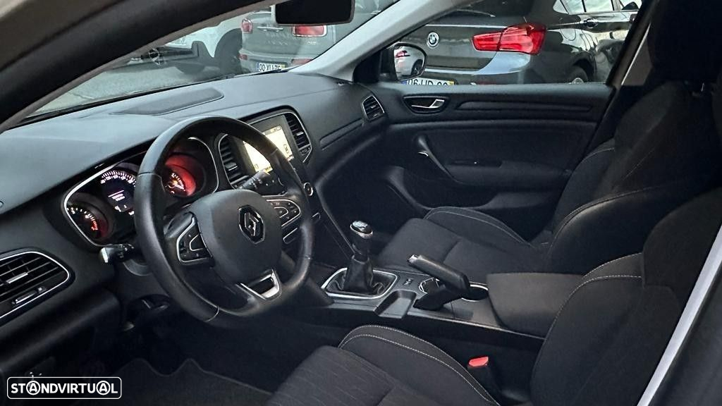 Renault Mégane Sport Tourer 1.5 dCi Limited - 10