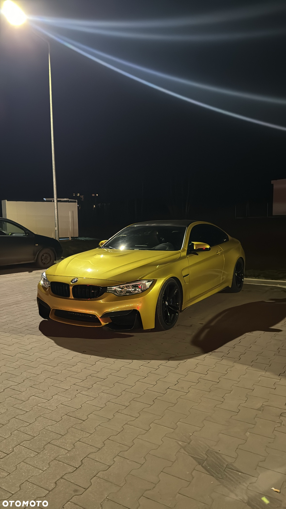 BMW M4 Coupe DKG - 12