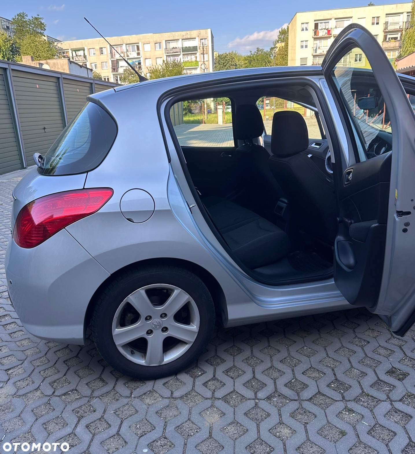 Peugeot 308 1.6 HDi Presence - 8