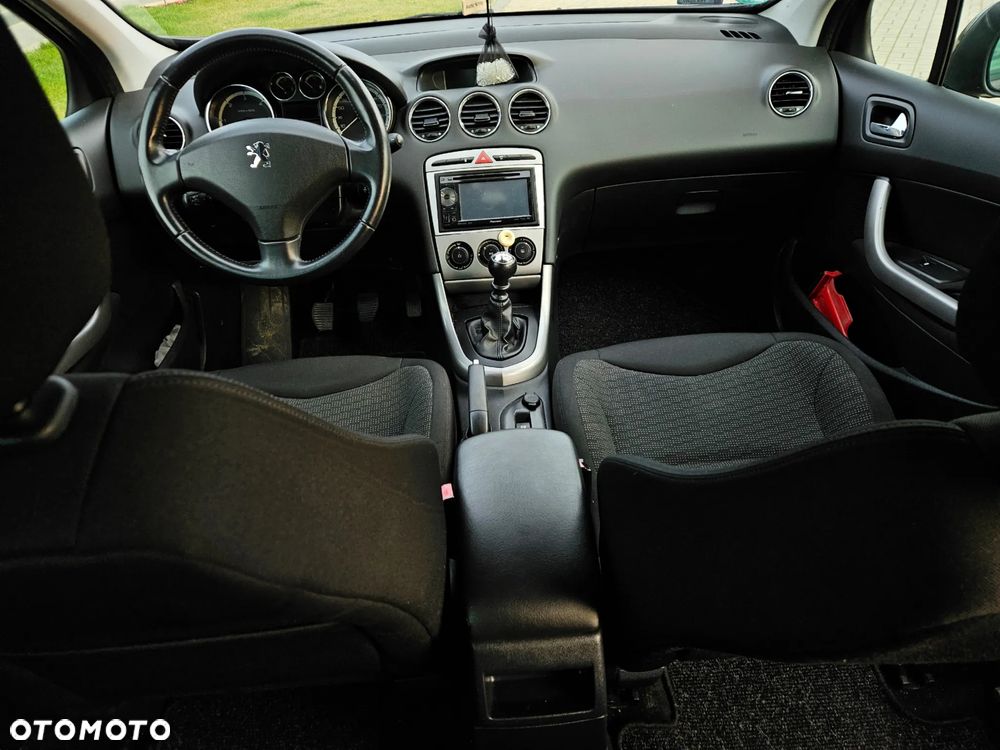 Peugeot 308 HDi FAP 140 Family - 20