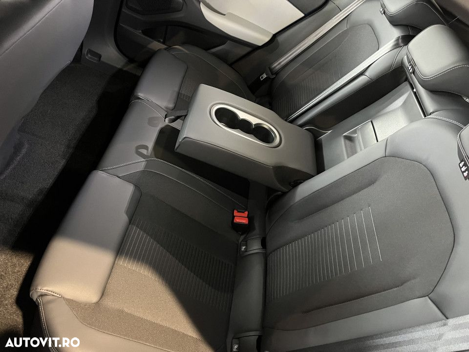 Ford Explorer - 14