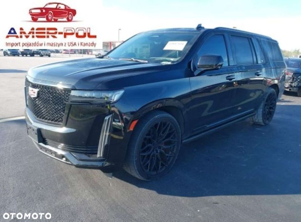 Cadillac Escalade - 1