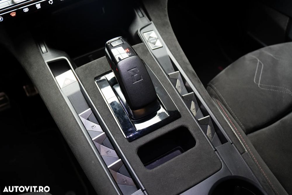 DS Automobiles DS 7 Crossback - 21