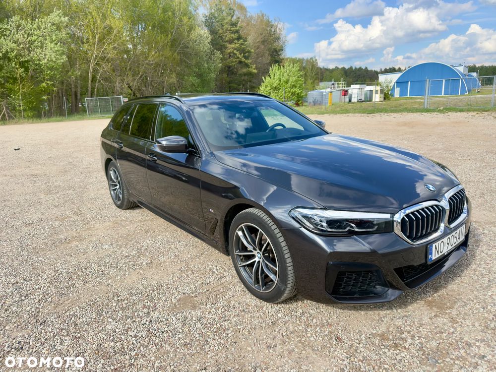 BMW Seria 5 520d xDrive MHEV Sport Line sport - 9