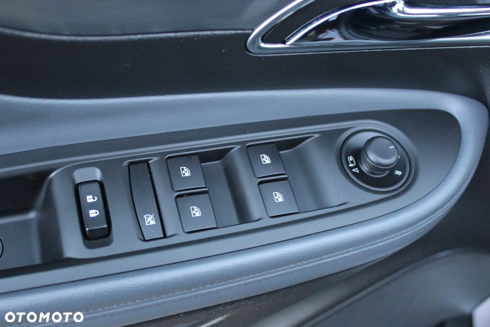 Opel Mokka 1.4 T Cosmo S&S - 40