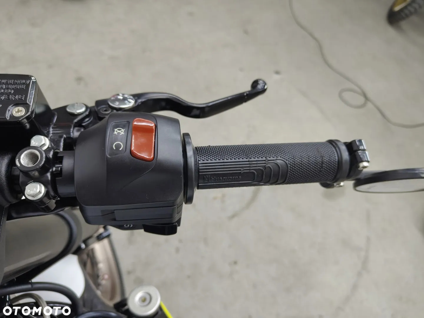 Husqvarna Vitpilen - 14